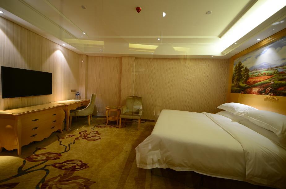 Vienna International Hotel Shajing Heyi Branch Shenzhen Exteriör bild