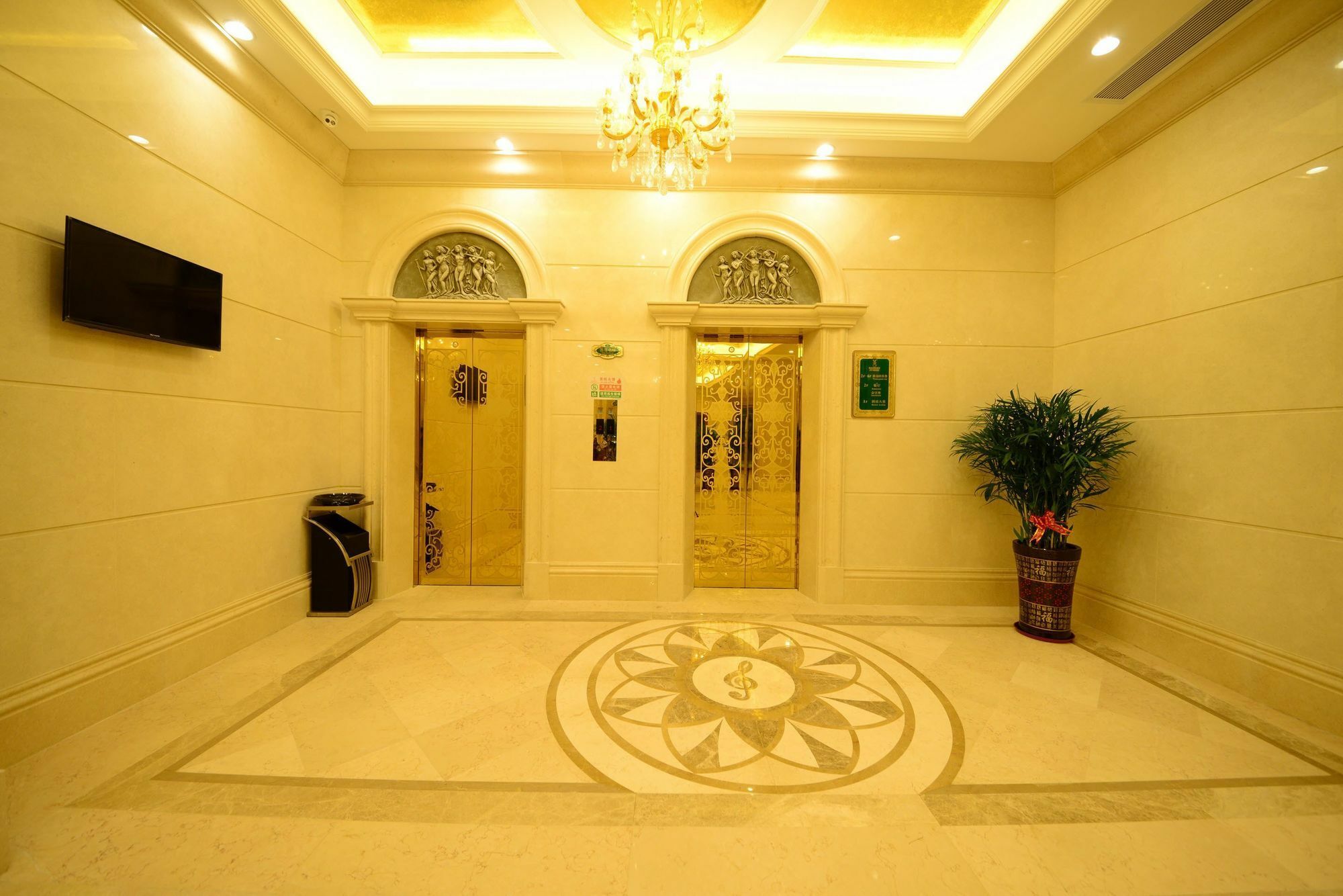 Vienna International Hotel Shajing Heyi Branch Shenzhen Exteriör bild