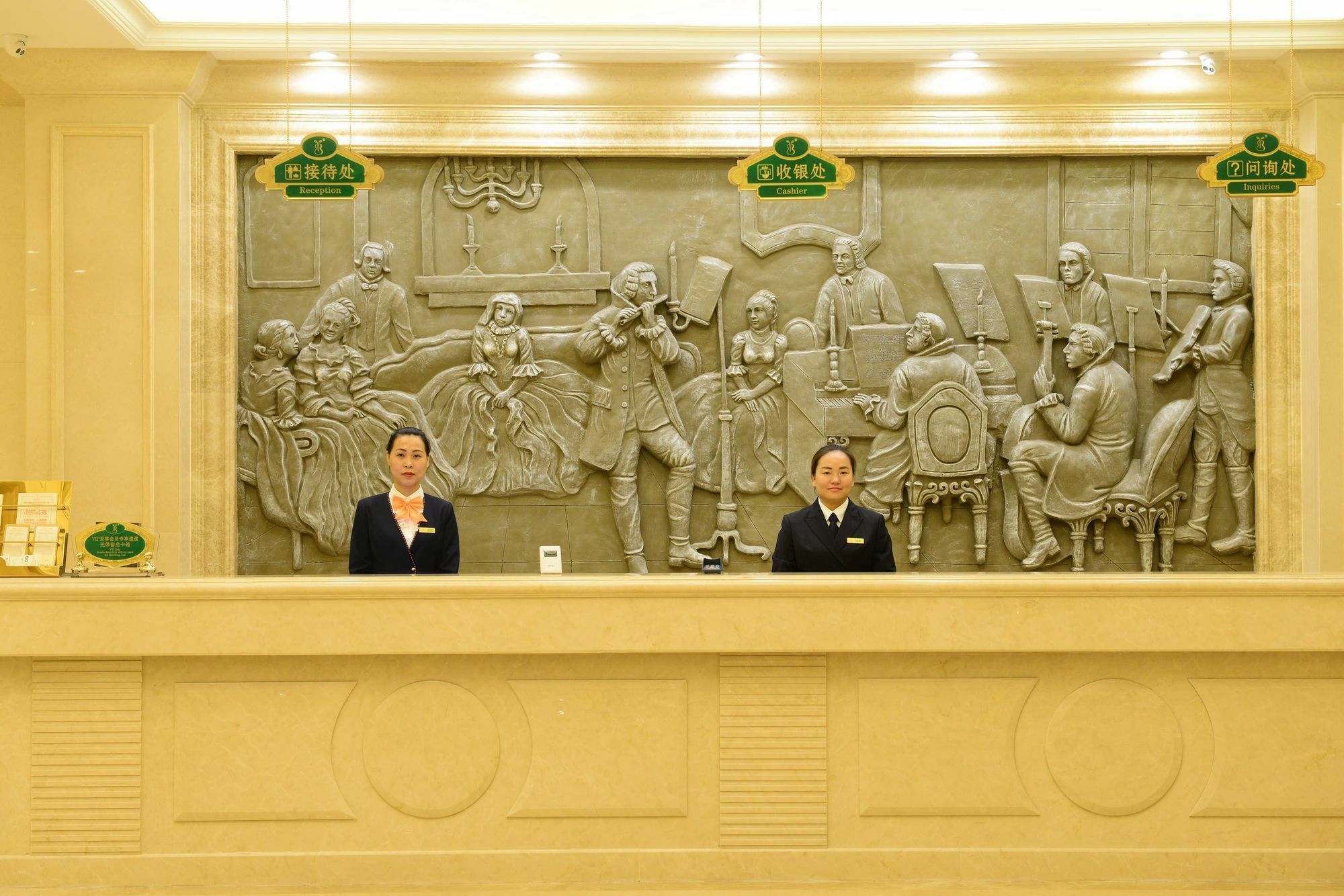 Vienna International Hotel Shajing Heyi Branch Shenzhen Exteriör bild